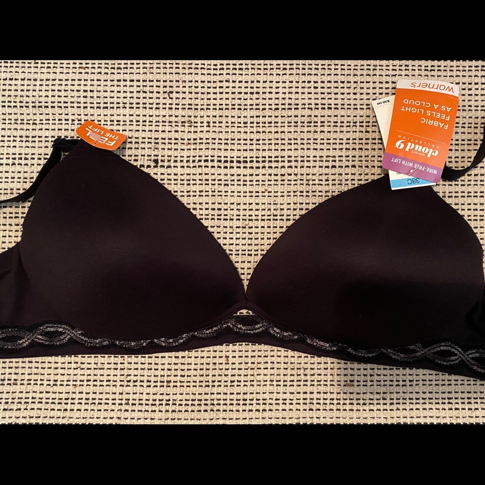 Warner’s Cloud 9 Wirefree Bra